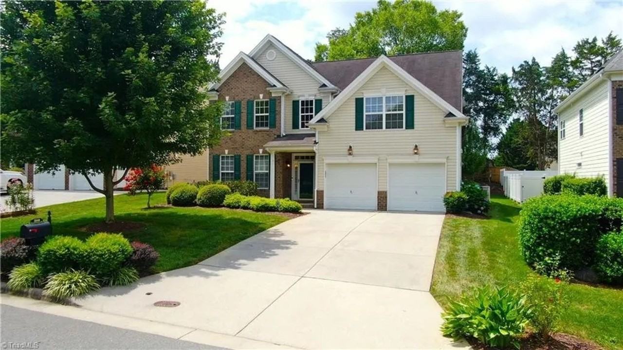 3048 Sycamore Point Trl - Photo 2 of 47