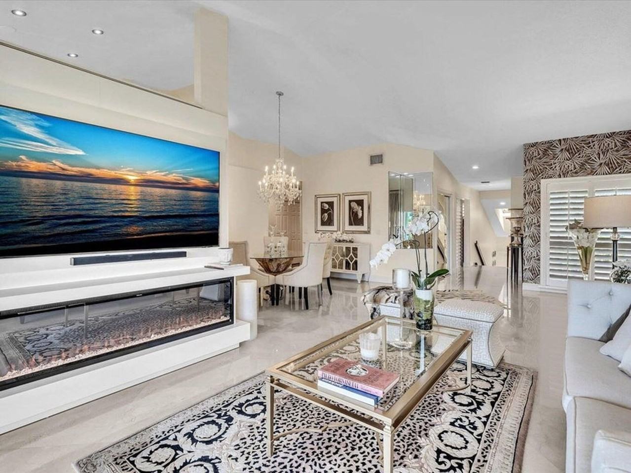 17287 Boca Club Blvd - Photo 3 of 15