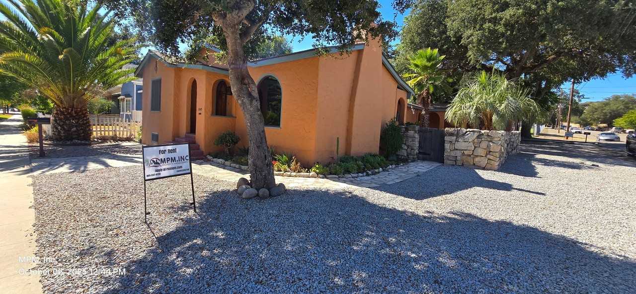 1849 Vine Street #A - Photo 5 of 10