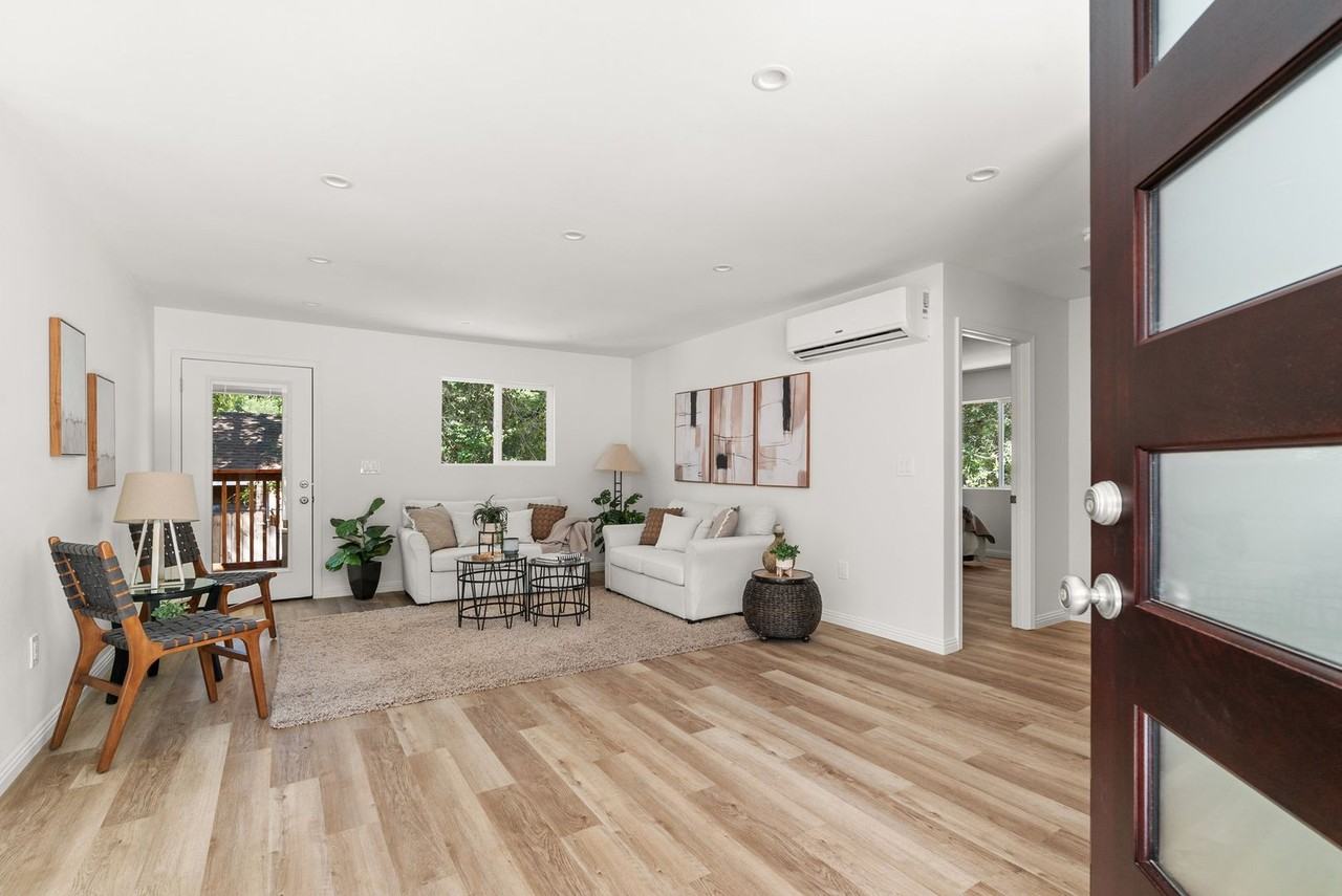 207 Apple Knoll Dr - Photo 4 of 30