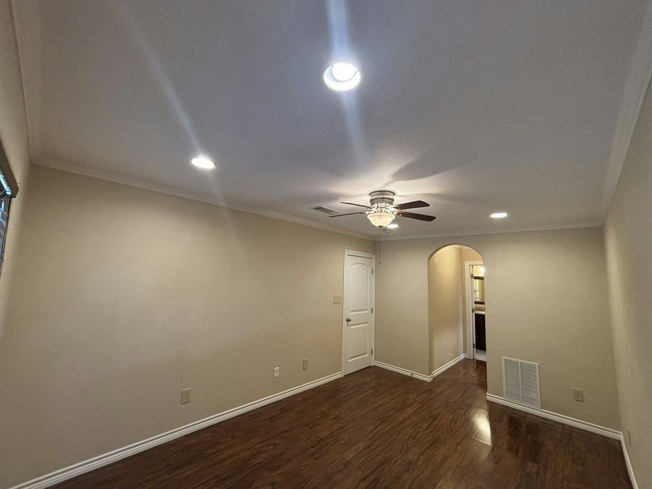 11408 Wyatt Street - Photo 7 of 17