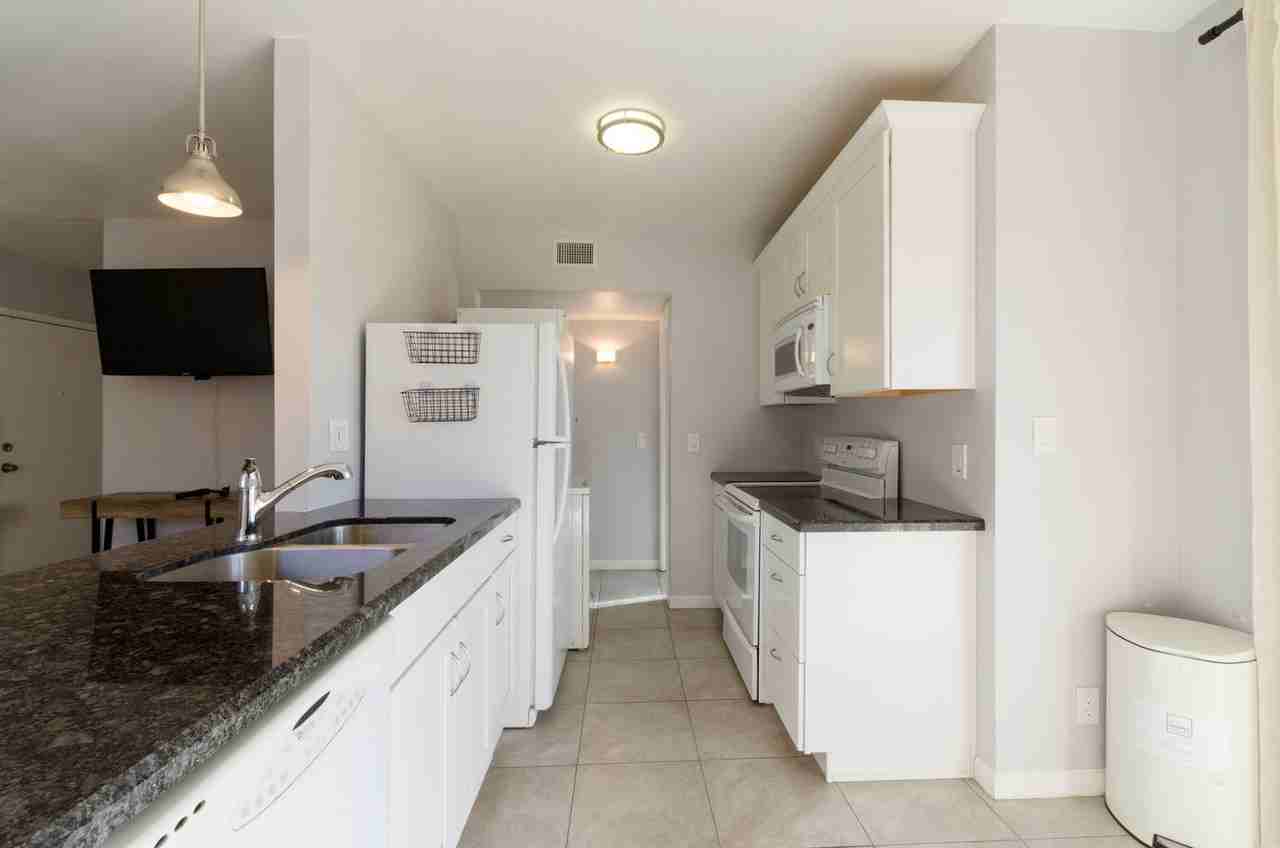 1530 S Columbus Blvd #8 - Photo 5 of 10