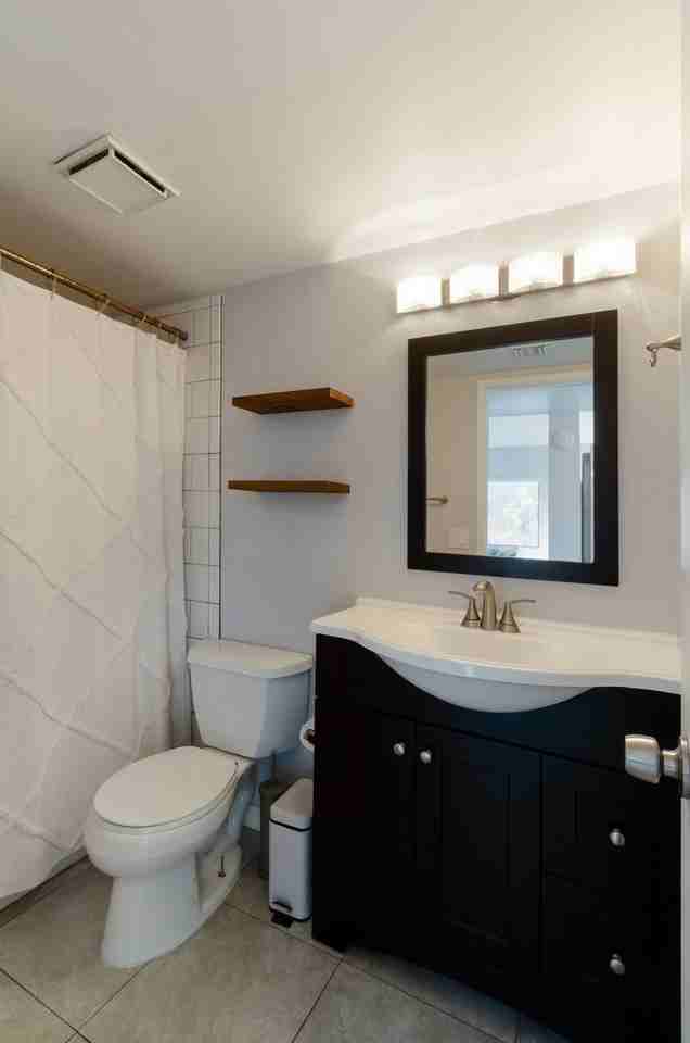 1530 S Columbus Blvd #8 - Photo 6 of 10