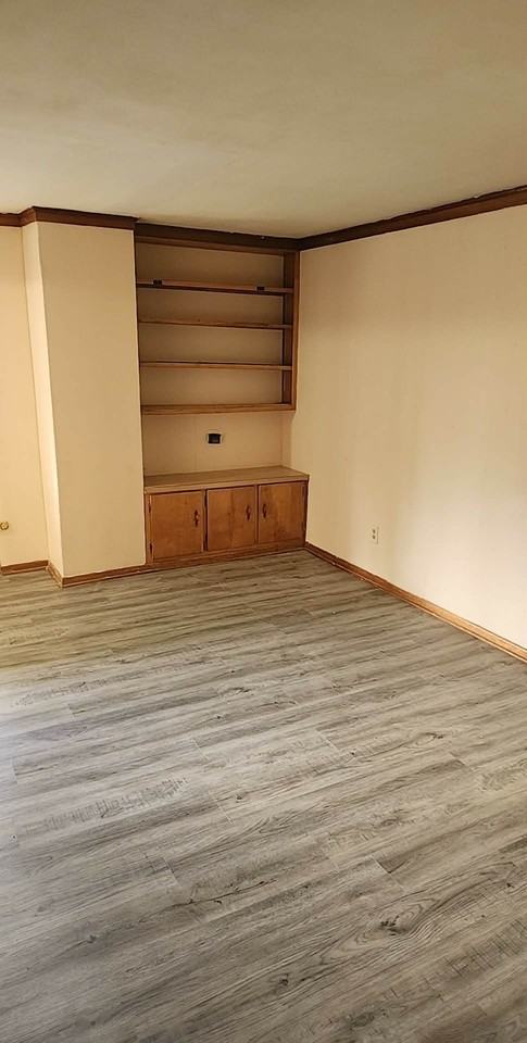409 N 1st St, Unit 4 - Photo 6 of 8