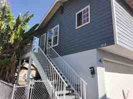 featured image of 618 Santa Clara St