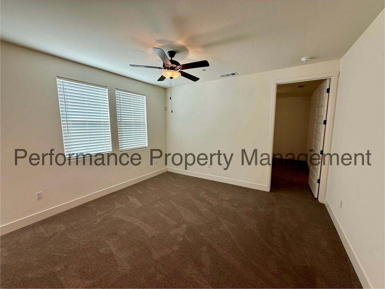 6615 Glacier Bay St - Photo 3 of 23
