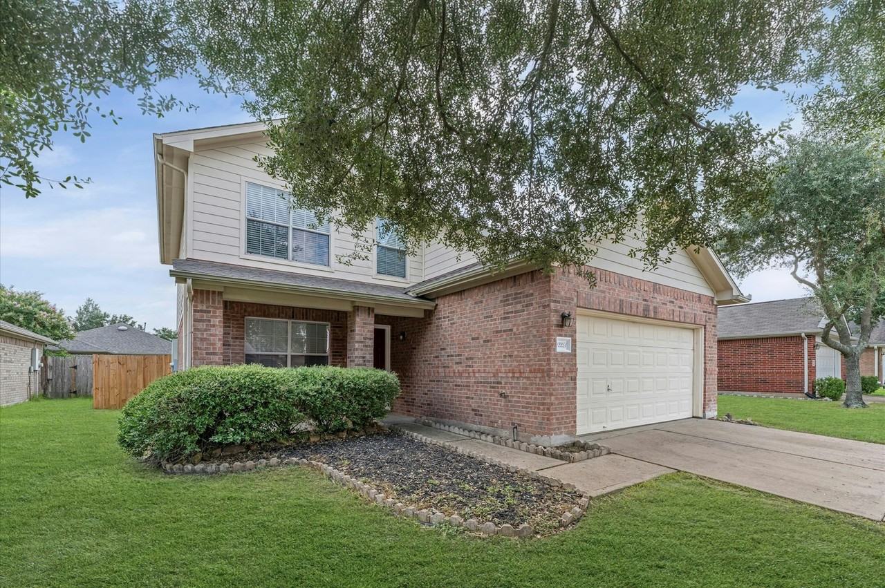 12251 Noco Dr, Unit 1 - Photo 3 of 24