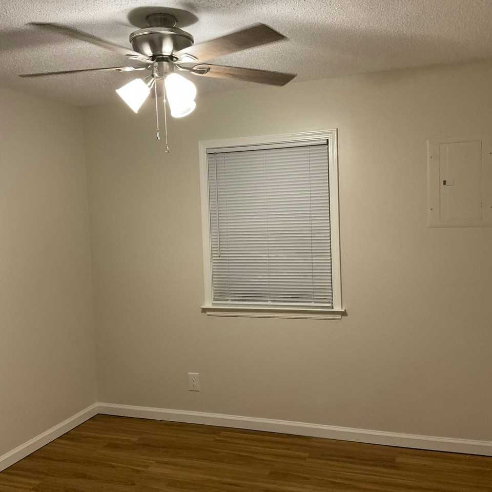 175 Ridgewood Drive - Photo 3 of 6