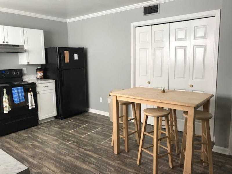 Harbor Laman - Photo 3 of 36