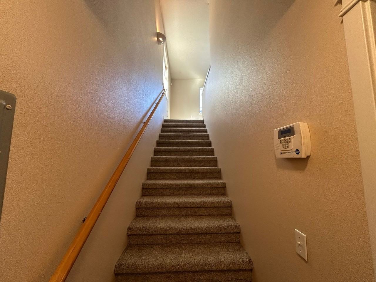 3205 N 7th St - Photo 2 of 19