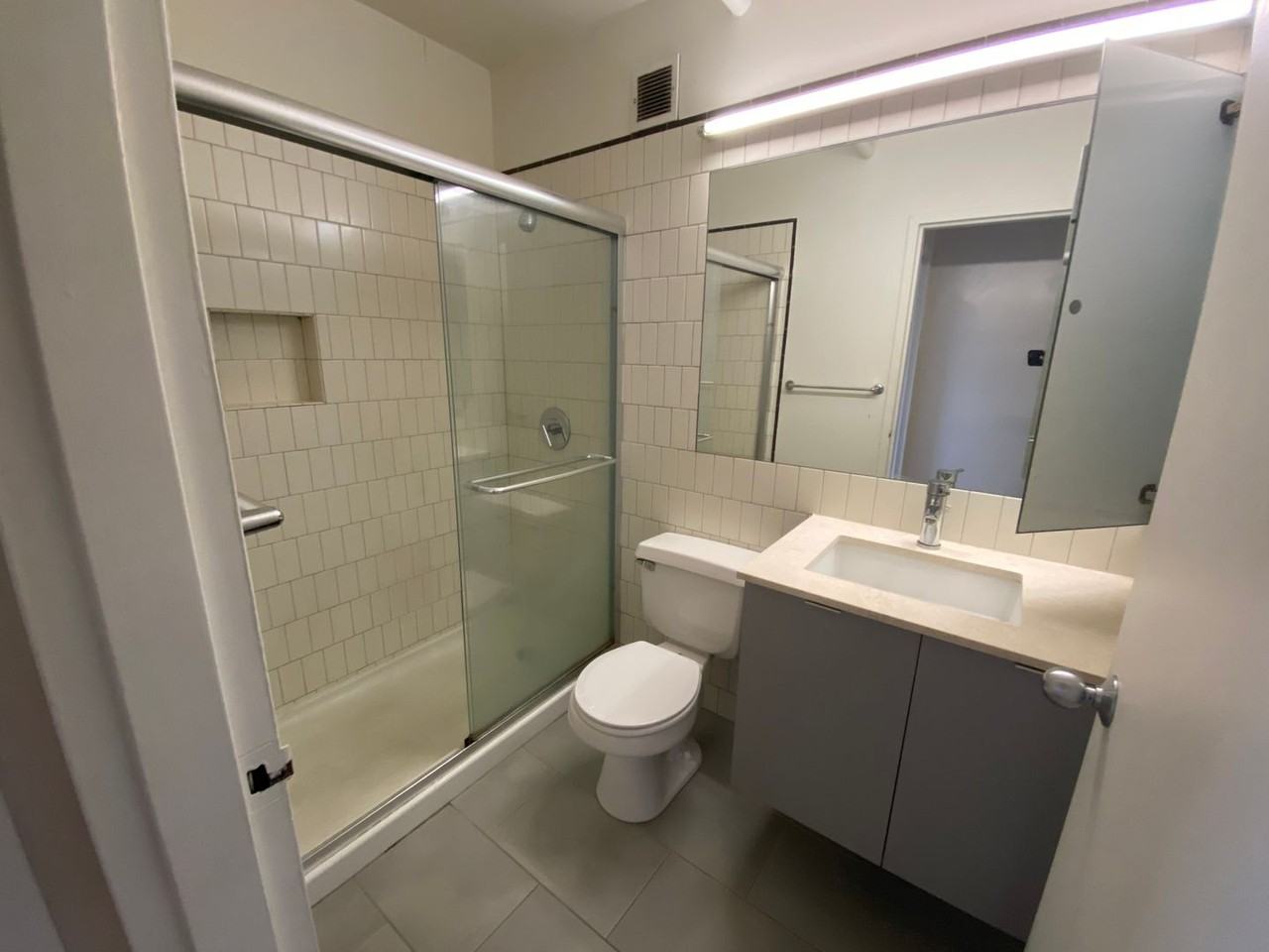 800 Tremont St - Photo 3 of 14