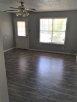 featured image of 595 Egg Hill Rd