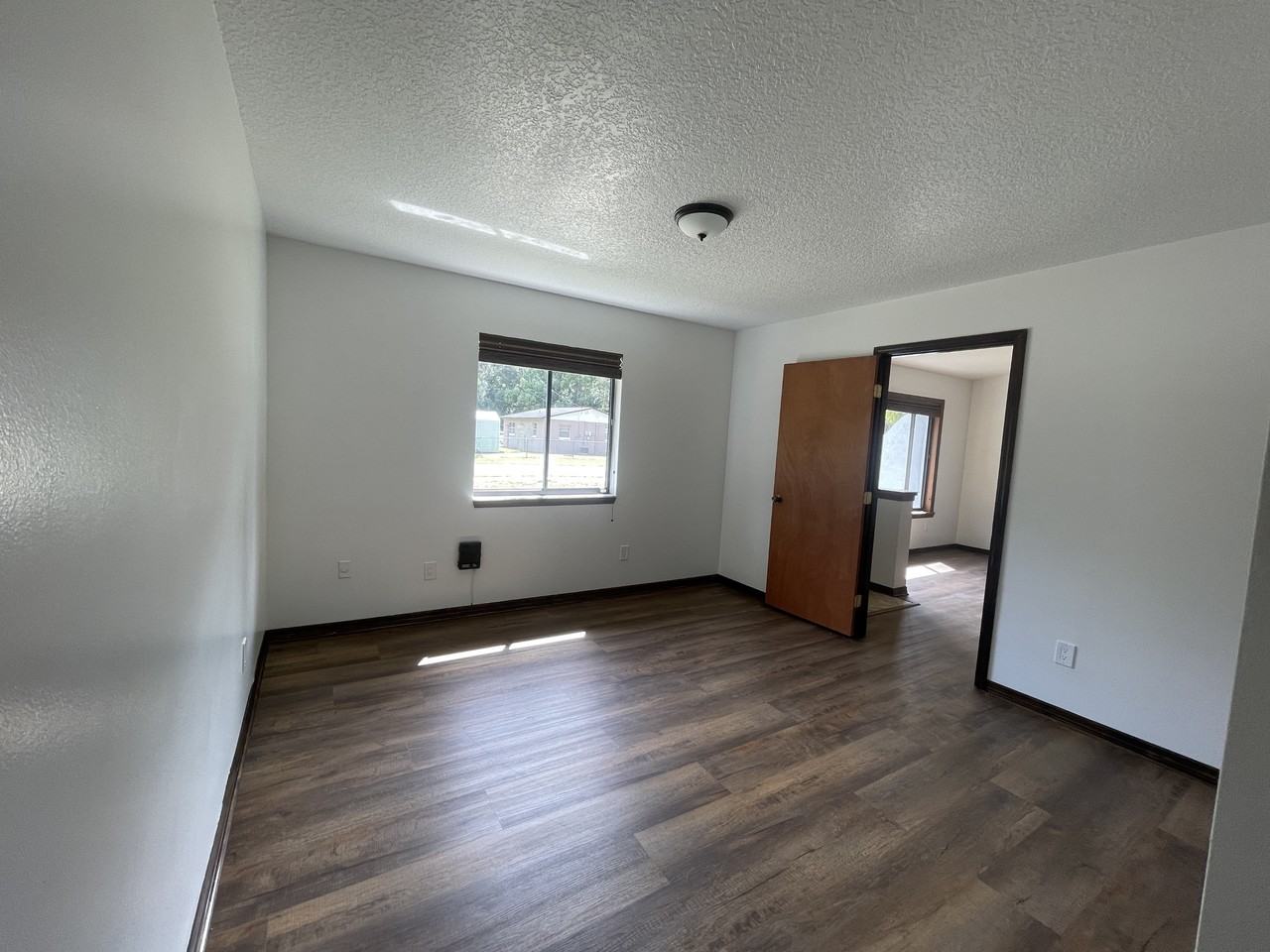 385 Harmony Way - 1 - Photo 3 of 10