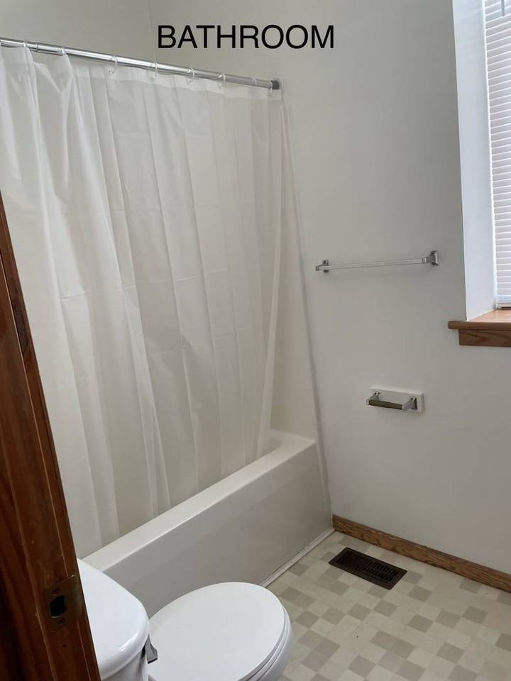 SUM: Main: 102: Apartment Building - Photo 7 of 11