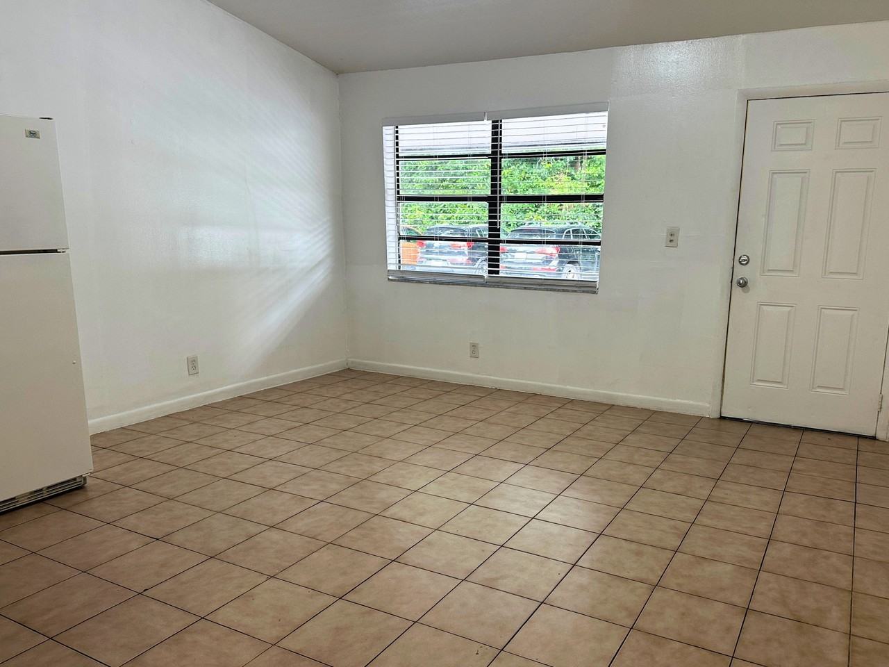 2316 Monroe Street - Photo 2 of 15