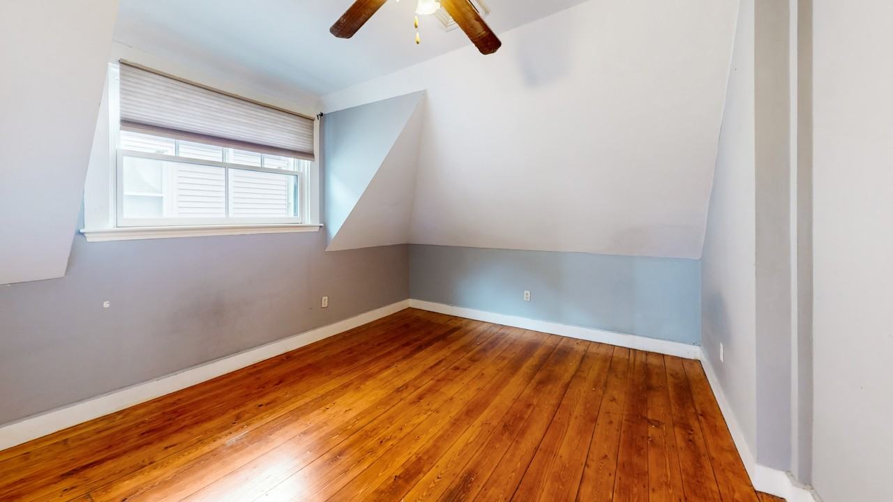 126 Calumet Street - Photo 7 of 15