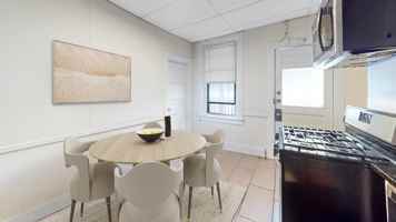 featured image of 882 Huntington Ave