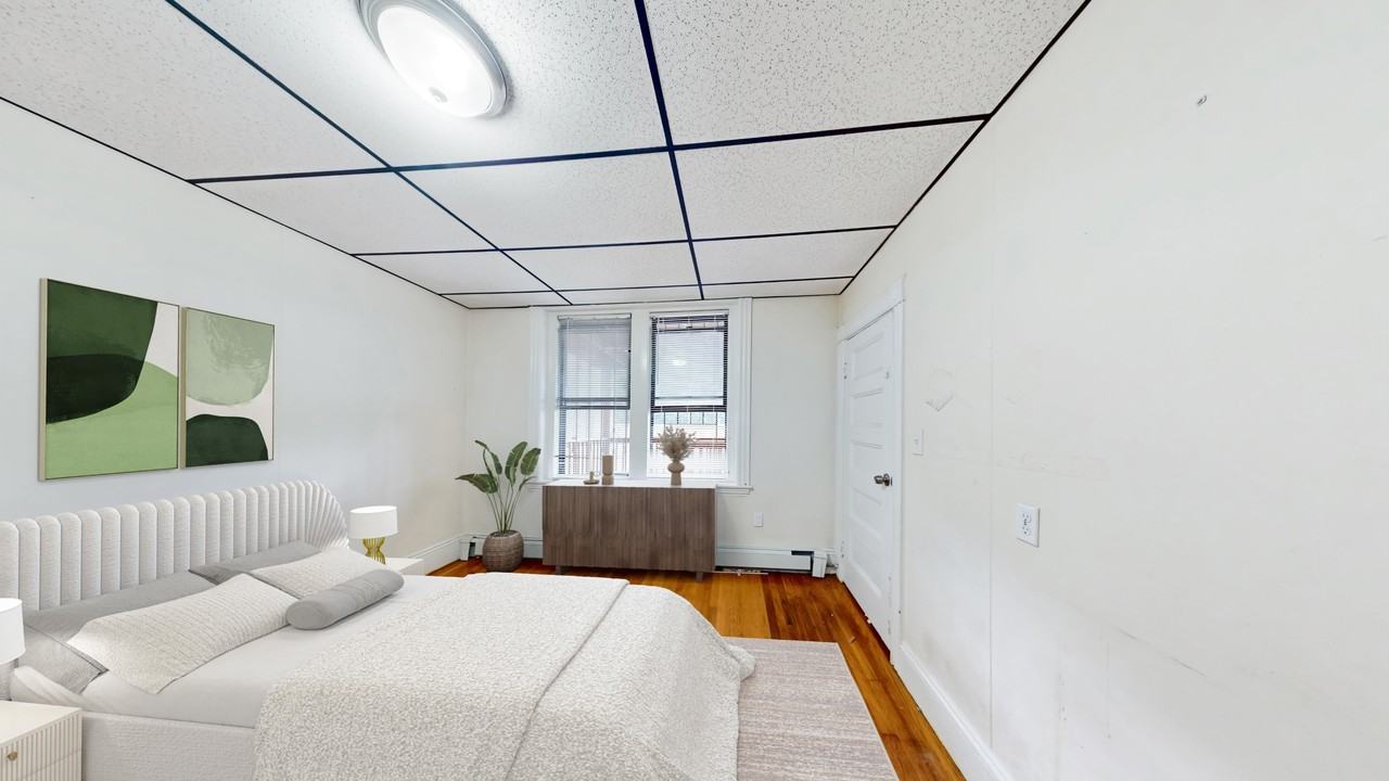 882 Huntington Avenue - Photo 4 of 32