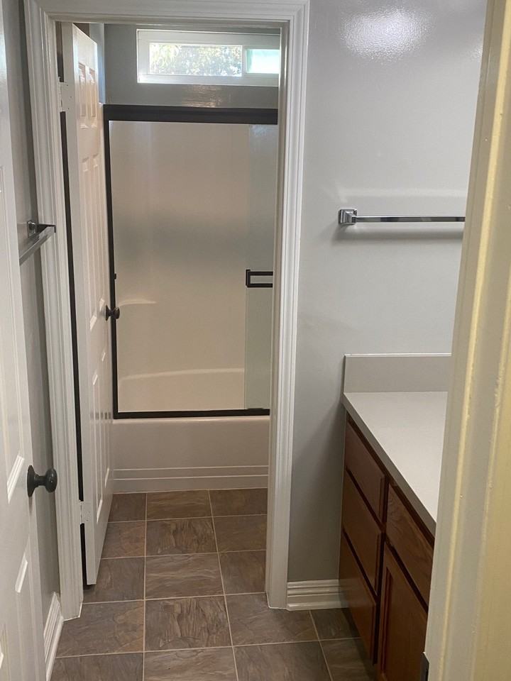 808 North 2nd Street - Photo 4 of 25