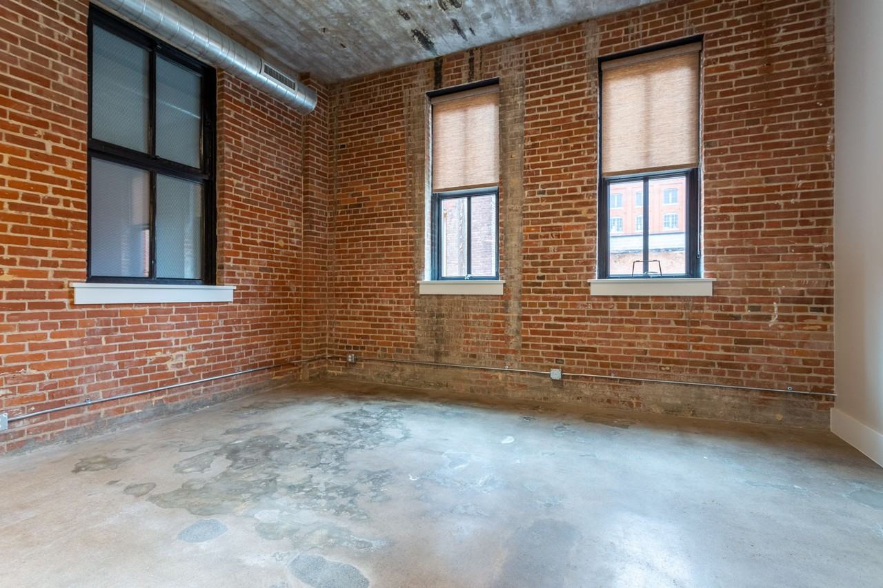 220 E. 9th Street - Photo 3 of 50