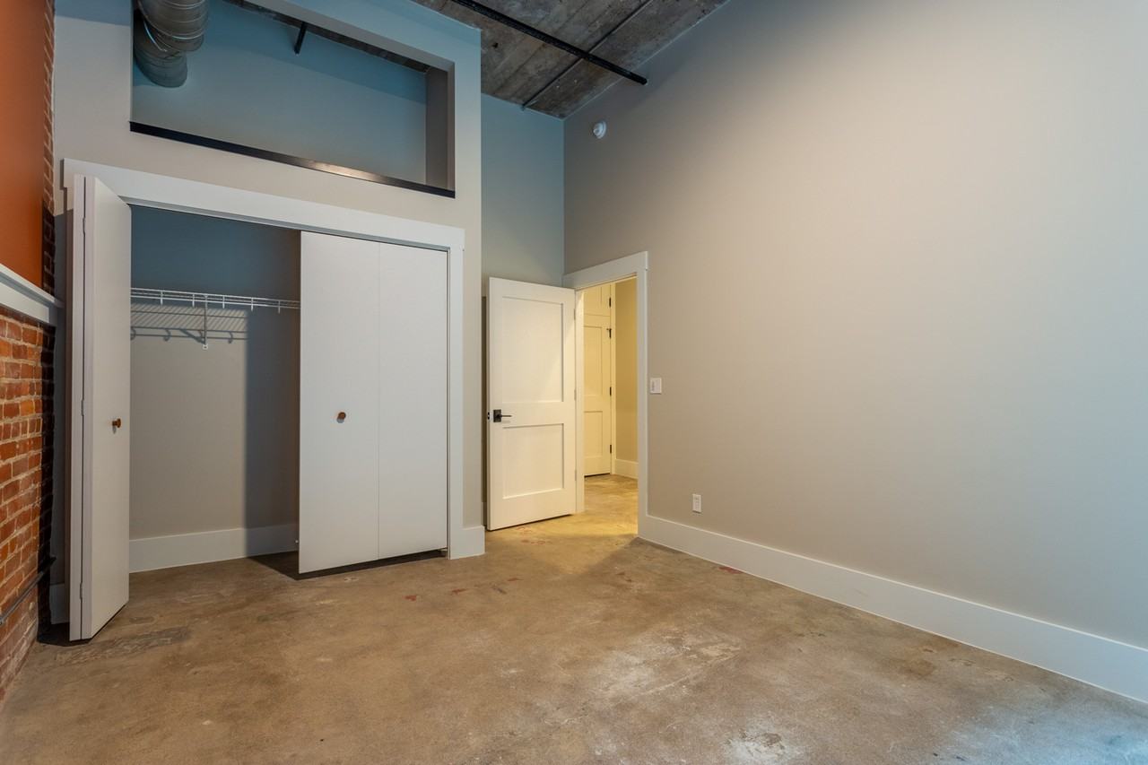 220 E. 9th Street - Photo 7 of 50