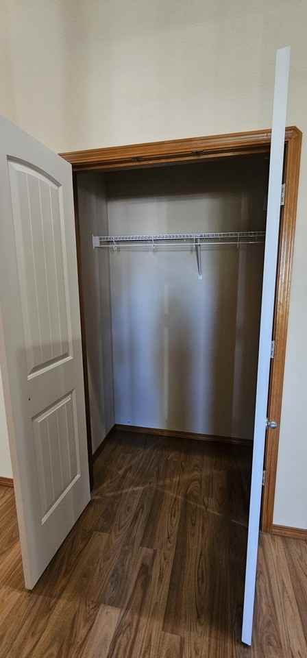 B3706-E - Photo 6 of 26