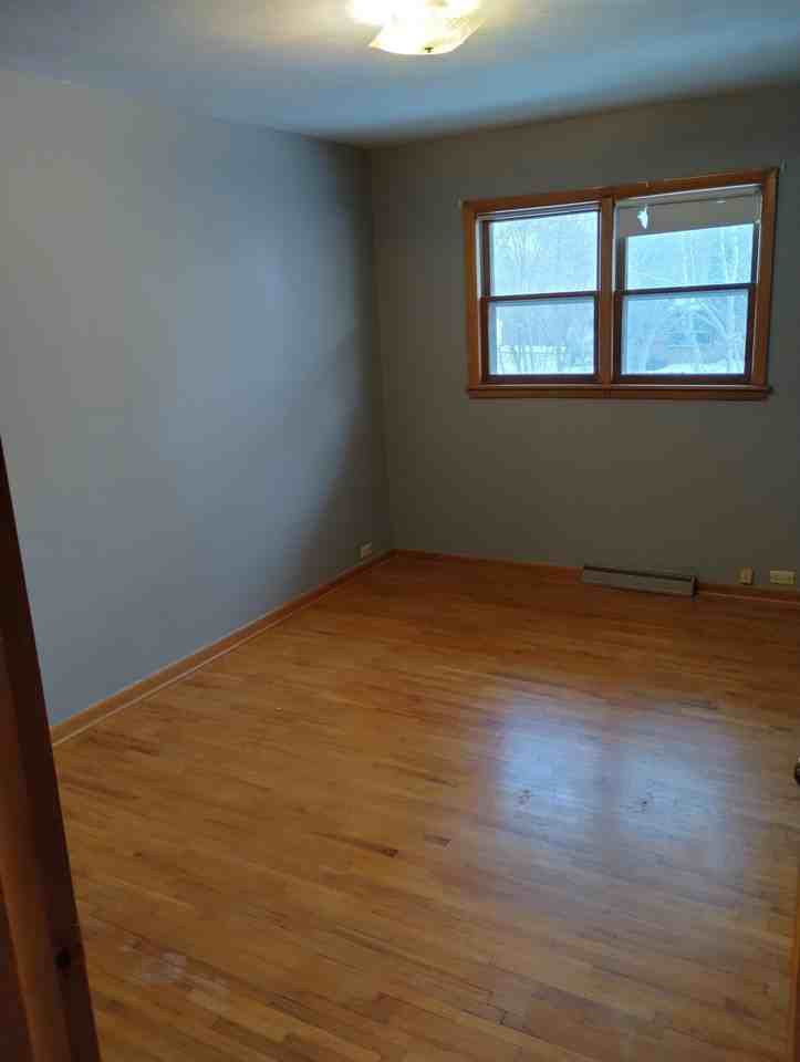 415 E CHERRY AVE - Photo 3 of 7