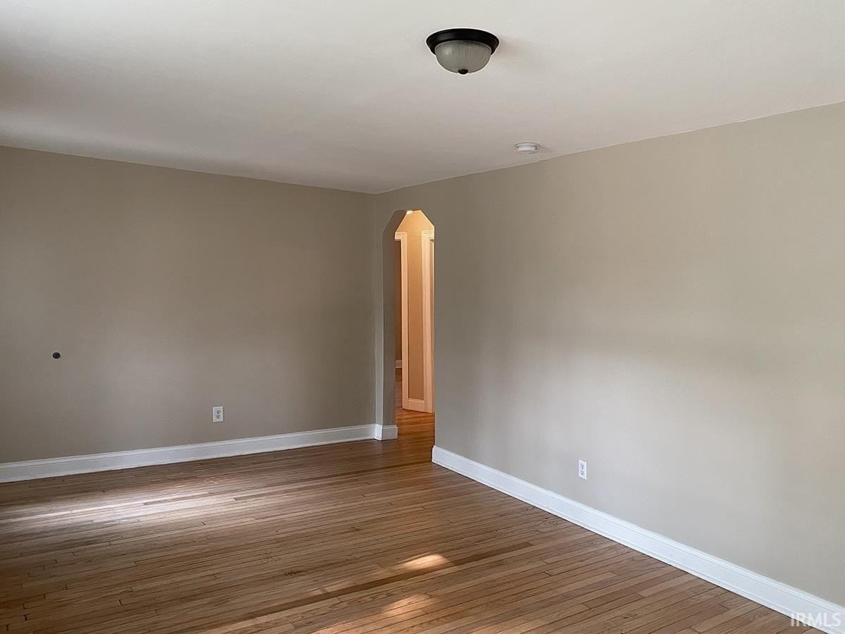 905 S Lincoln St - Photo 4 of 36