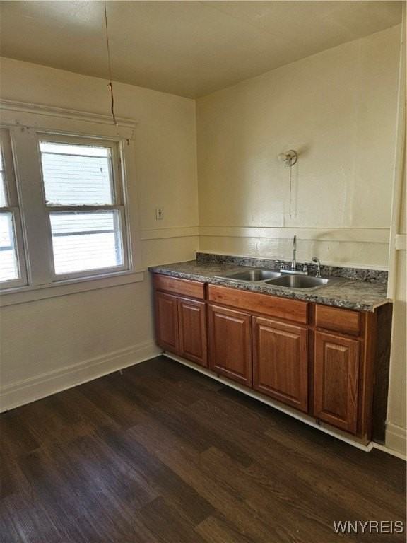 71 Minnesota Avenue - Photo 4 of 6