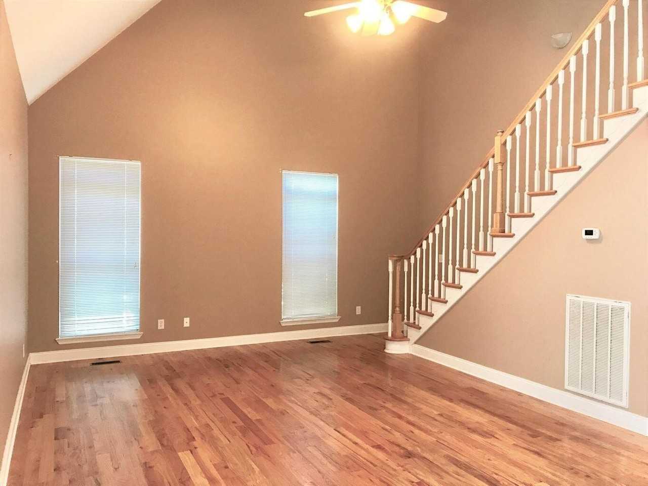 335 Horse Creek Drive - Photo 5 of 18