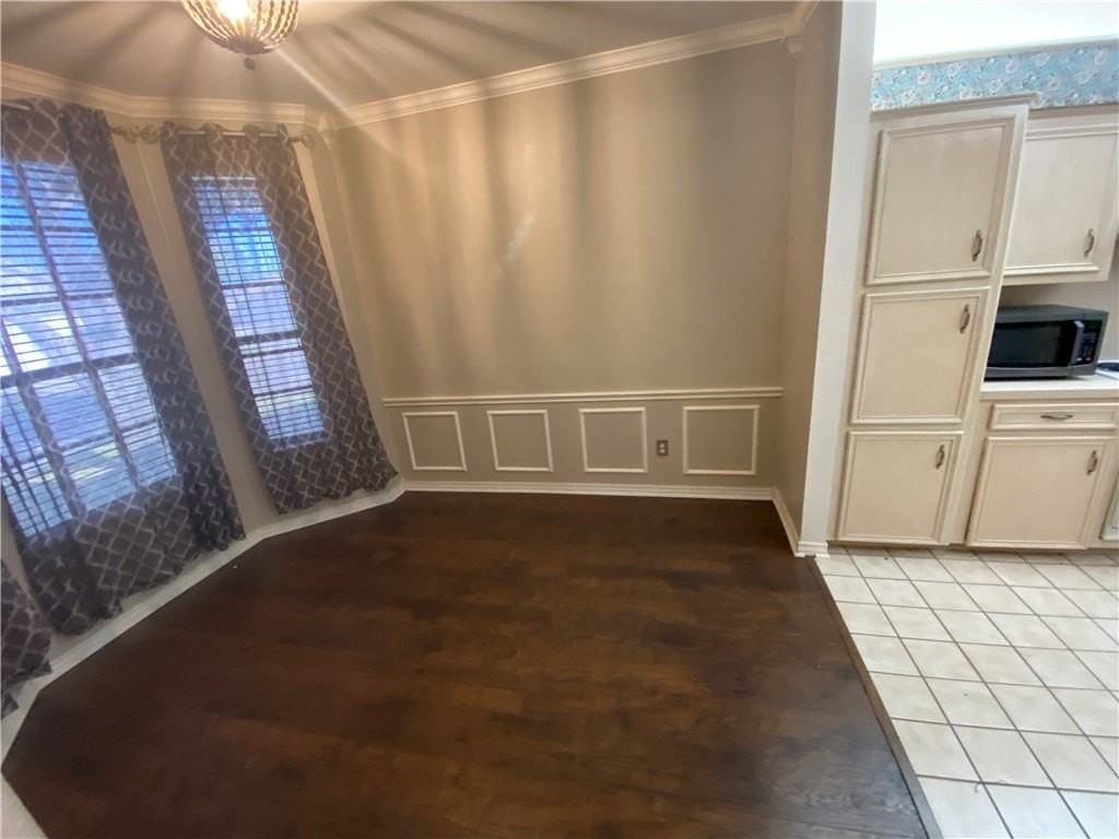 5026 Yorktown Boulevard #9 - Photo 3 of 25