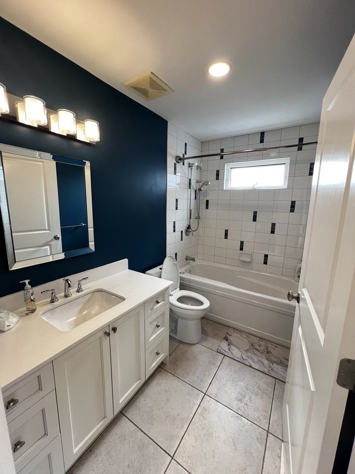 1809 Edinburgh Street - Photo 3 of 19