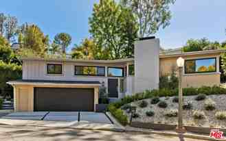 3141 Lake Hollywood Dr - Photo 1 of 1