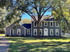 7901 Saddleview Ct - Photo 1 of 1