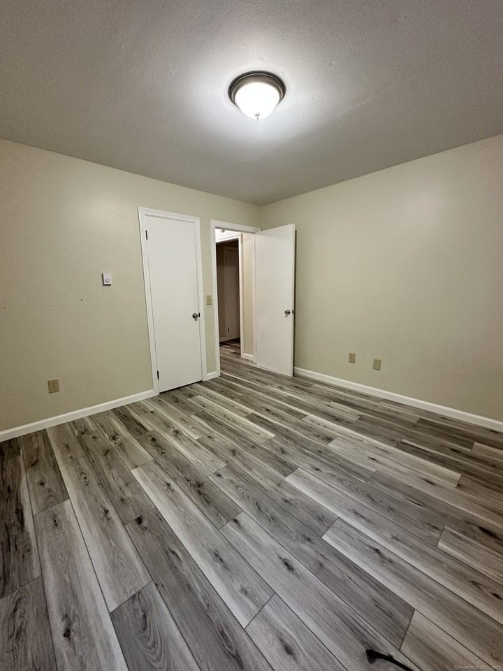 70 Pond Meadow Road - Photo 7 of 12