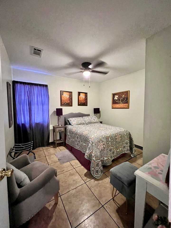 293 Westlake Blvd - Photo 5 of 10