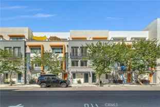 359 E Broadway - Photo 1 of 1