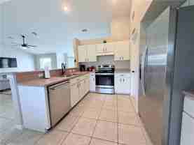 1005 Sw 18th Ave - Photo 1 of 1