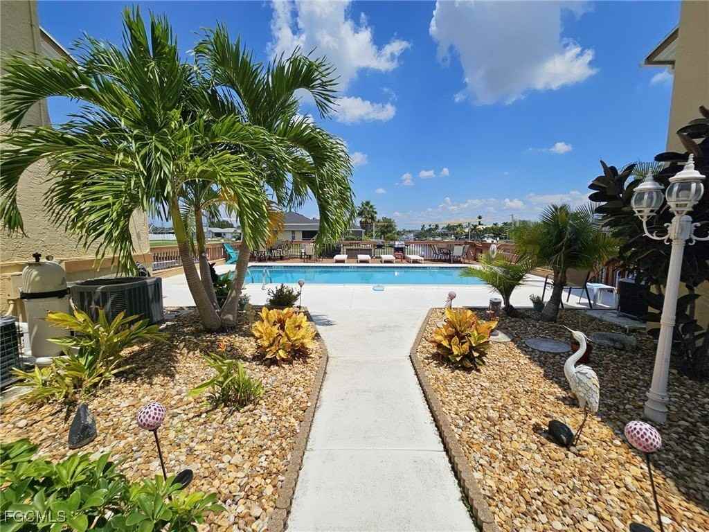 521 Sw 47th Ter Apt 101 #101 - Photo 2 of 50