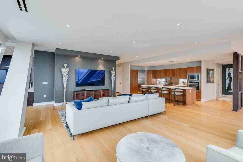 50 S 16th St #5401R - Photo 6 of 45