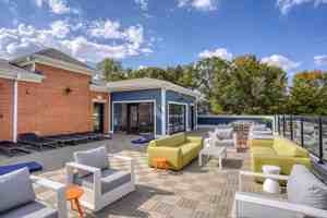 featured image of 220 E Front St