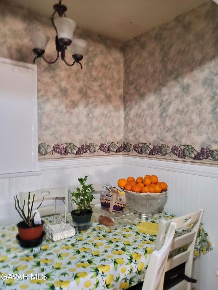 43360 7th St E - Photo 5 of 13