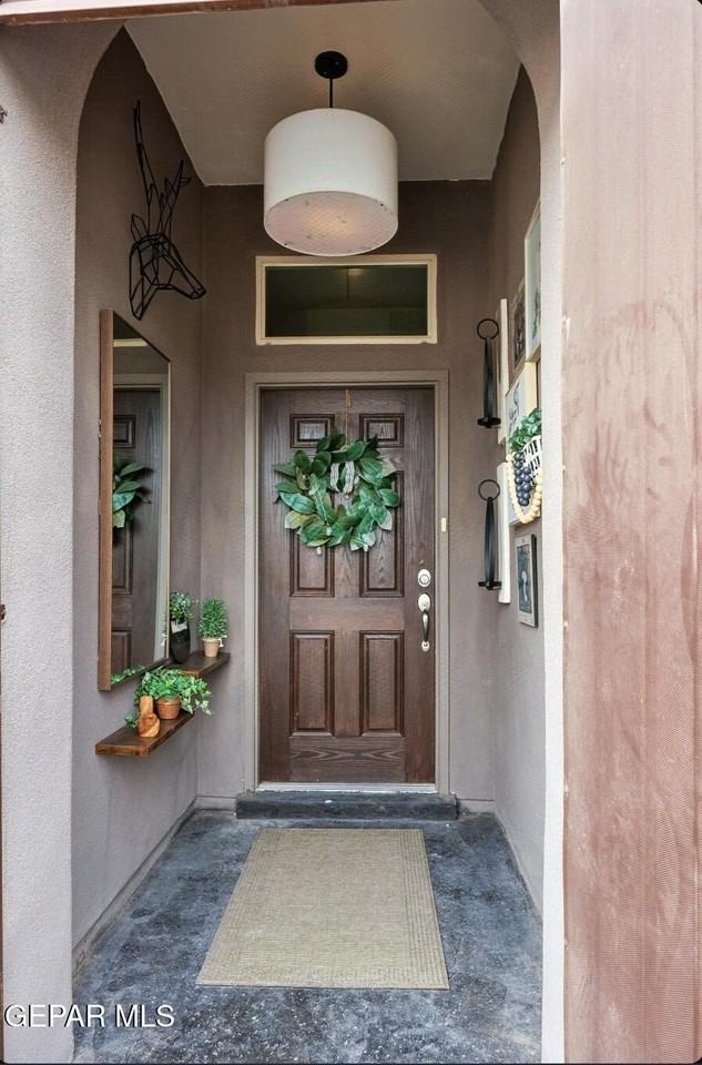 12436 Knightsbridge Drive - Photo 2 of 50