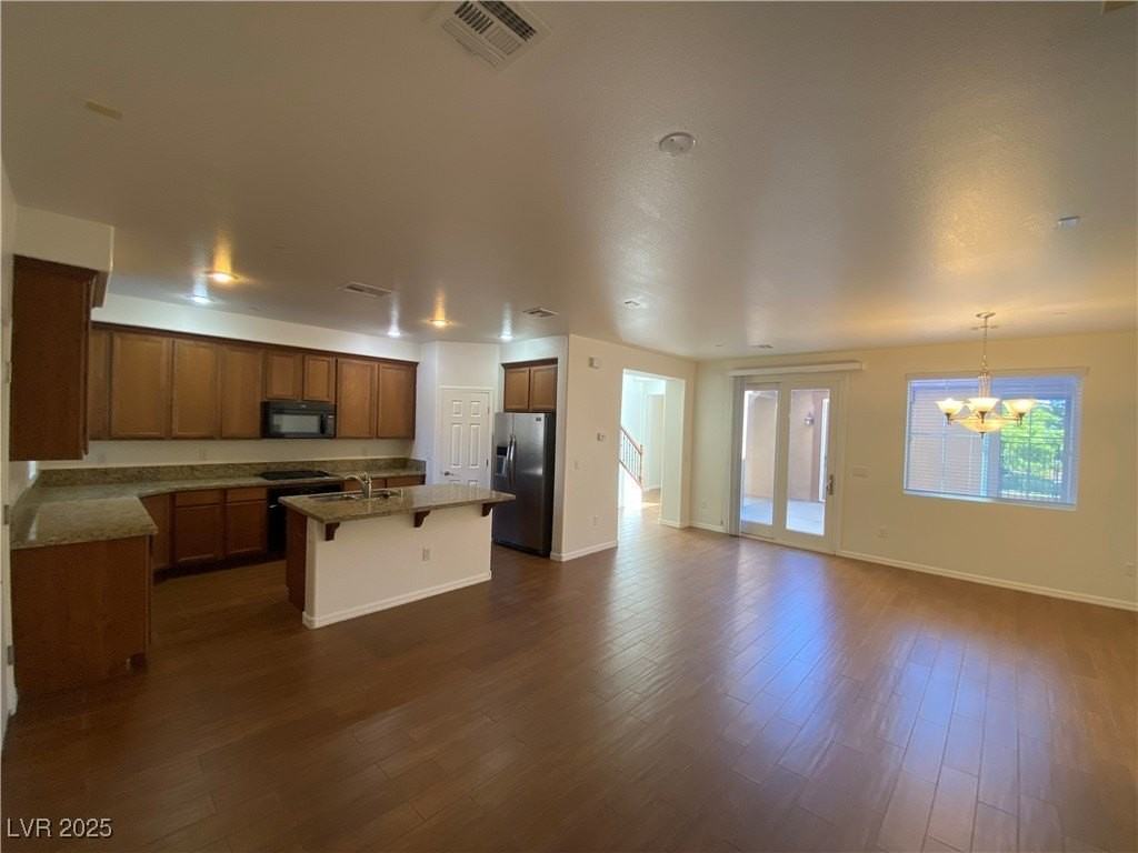 11388 Newton Commons Dr #103 - Photo 4 of 27