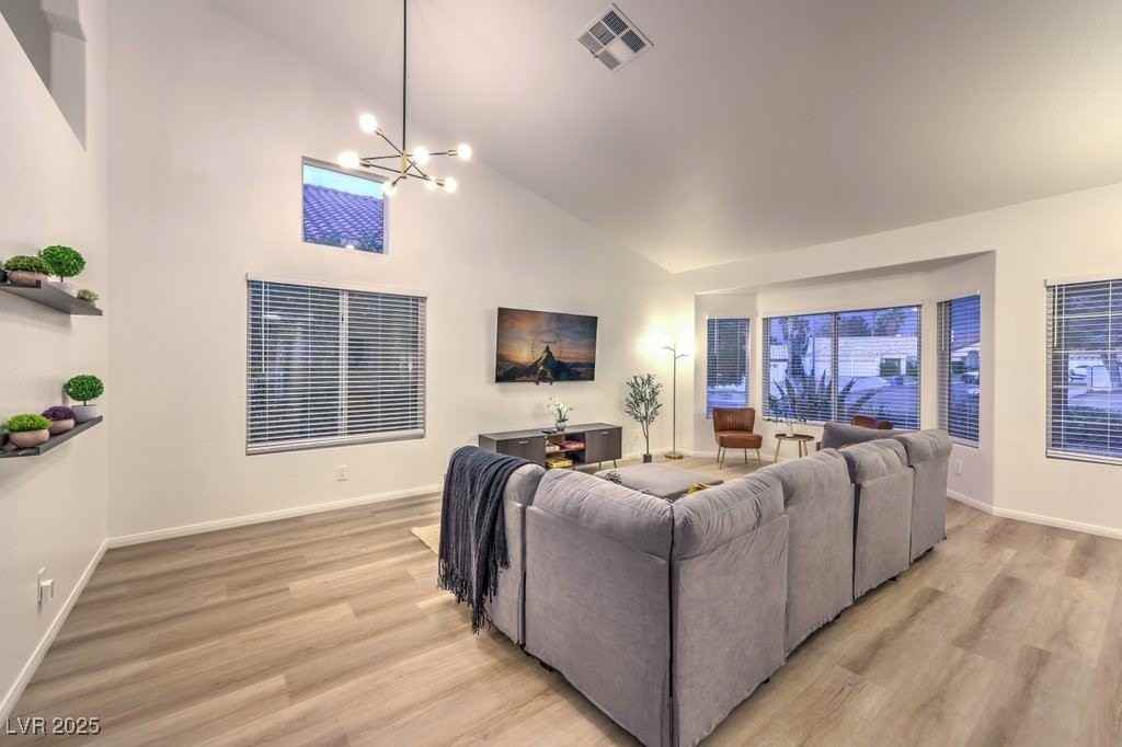 8157 Creek Water Ln - Photo 7 of 33