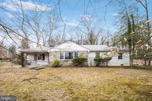 7324 Braddock Rd - Photo 1 of 1