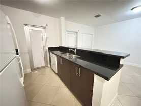 1034 Lenox Ave #3 - Photo 1 of 1