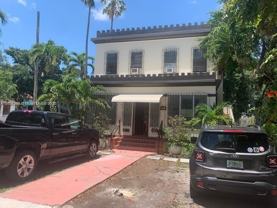 371 Nw 3rd St #L - Photo 1 of 1