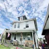 featured image of 1932 Chambers St