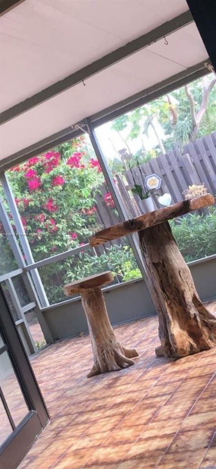 11269 Sw 116th Ter - Photo 3 of 8